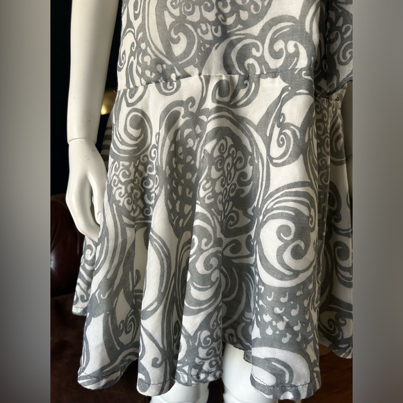 Vintage Union made ruffled dress AS IS - Picture 4 of 10